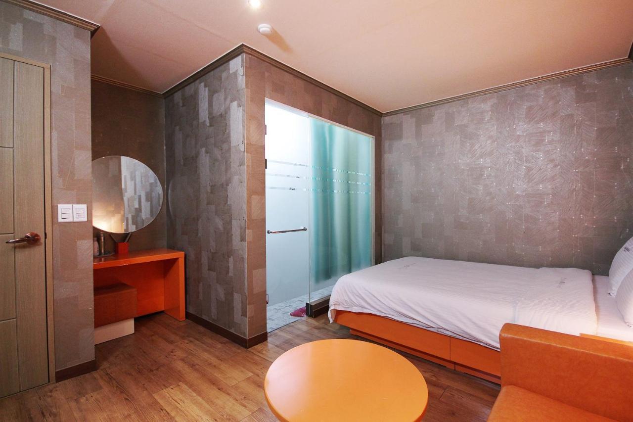 Apple House Motel Gyeongju Buitenkant foto