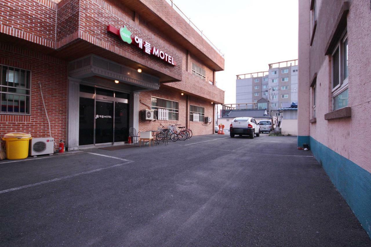 Apple House Motel Gyeongju Buitenkant foto
